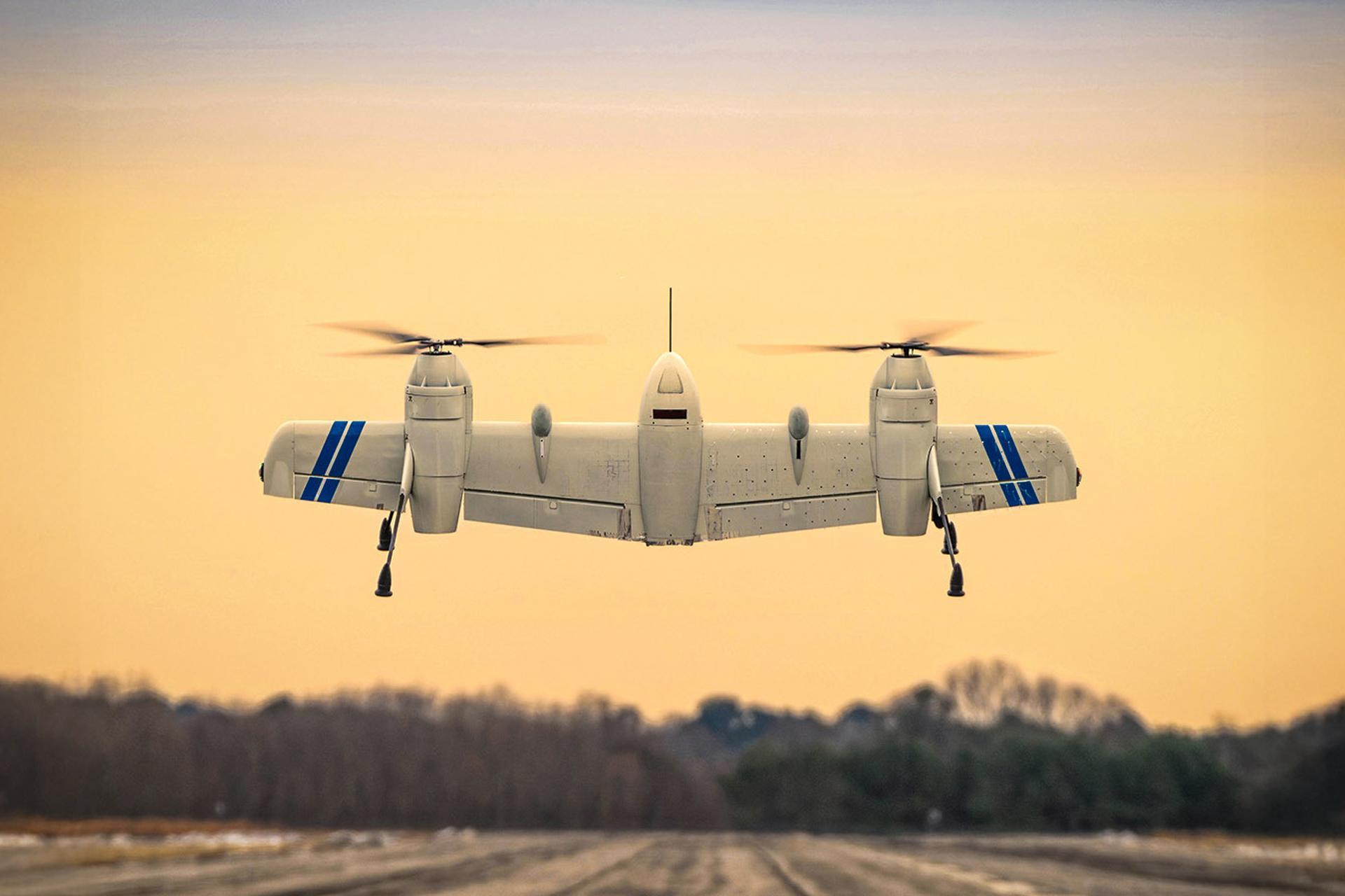 Le drone Sikorsky décolle. Image agrandie avec des outils de génération