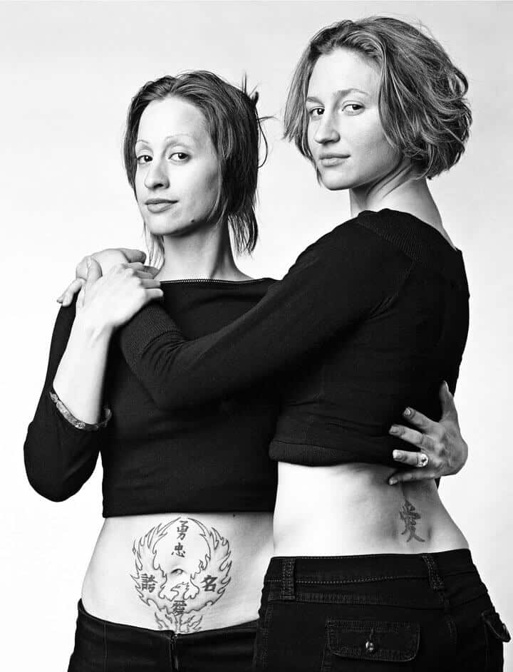 Gens à la ressemblance troublante, de parfaits inconnus se ressemblent comme des jumeaux ou sosies et ont été réunis par le photographe François Brunelle
