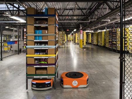 Découvrez KIVA, le robot qui fait gagner des millions à Amazon Kiva-amazon