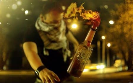 La recette la plus googlé en Ukraine cette année a été pour les cocktails Molotov Cocktail Molotov Ukraine