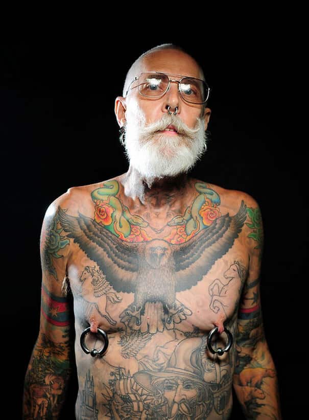 Tatouages personnes âgées, style et mode