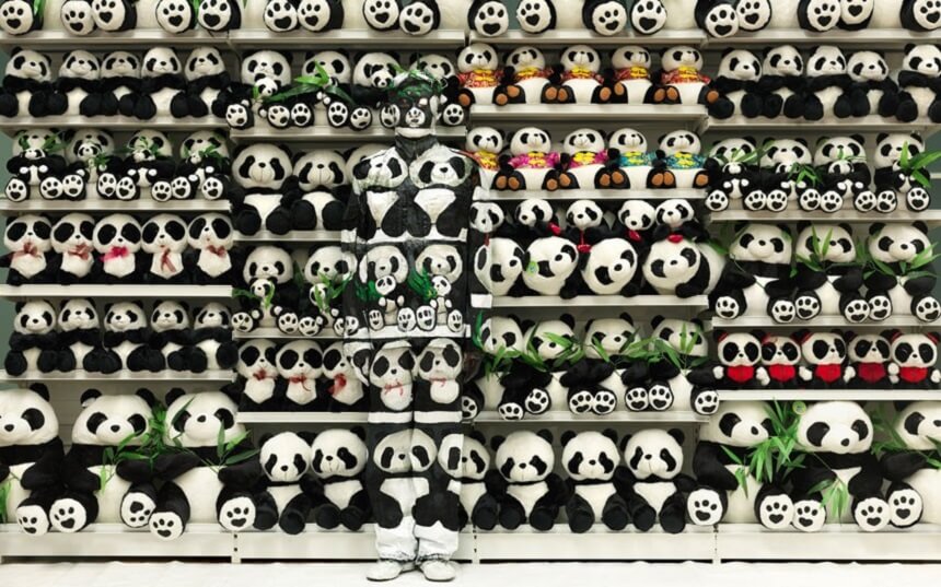 Liu Bolin, l'homme invisible