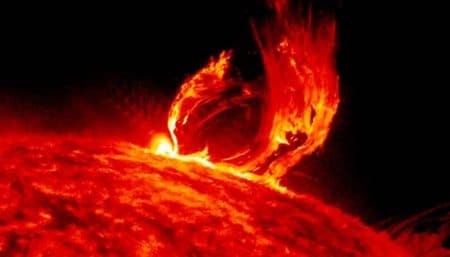 Vidéo: la NASA filme une impressionnante éruption solaire éruption solaire NASA 18 juin