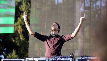 Calvin Harris et David Guetta sont les DJs les mieux payés au monde Calvin Harris, dj mieux payés au monde