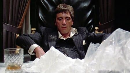 Scènes de drogue dans les films: que fument ou sniffent vraiment les acteurs ? Cocaïne, Tony Montana, drogues dans les films
