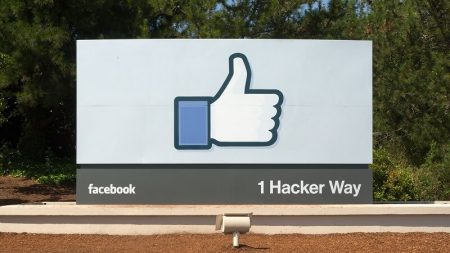 WhatsApp partagera désormais vos données personnelles avec sa maison mère, Facebook a menti Facebook, Whatsapp, partage de données personnelles