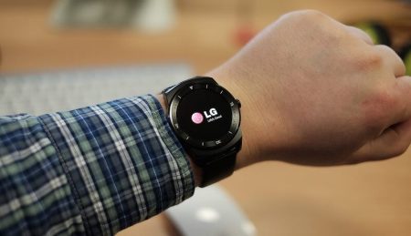 LG, résultats records 2015