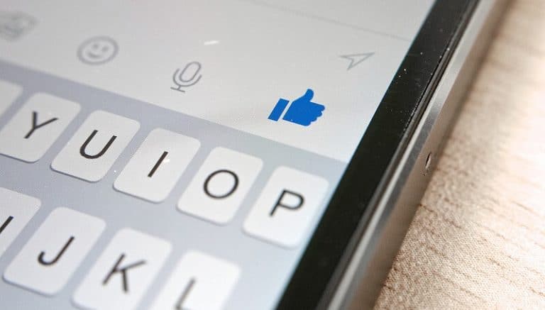Facebook Messenger : gestion multicomptes et intégration des SMS