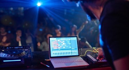 Dossier: le Surface Book de Microsoft débarque en France ! Surface Book, Microsoft, France
