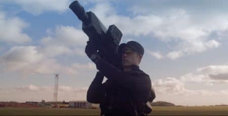Skywall 100, le bazooka qui capture les drones avec un filet géant Bazooka, Capture, Drone