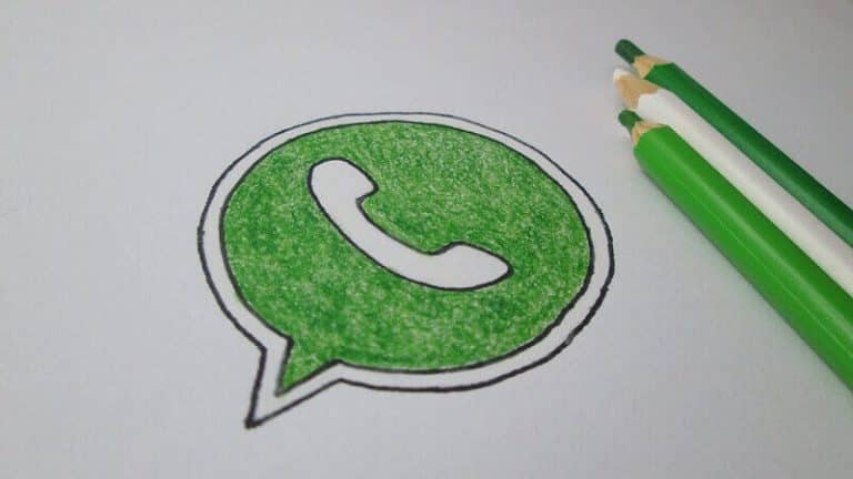 Saviez-vous que WhatsApp ou Yahoo! Messenger pourraient vous faire perdre votre emploi ?