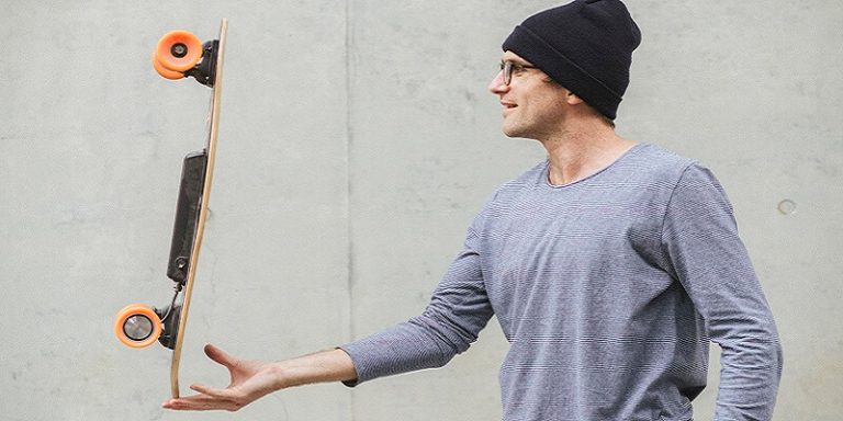 Elwing, le skateboard électrique le plus léger au monde pour se déplacer partout