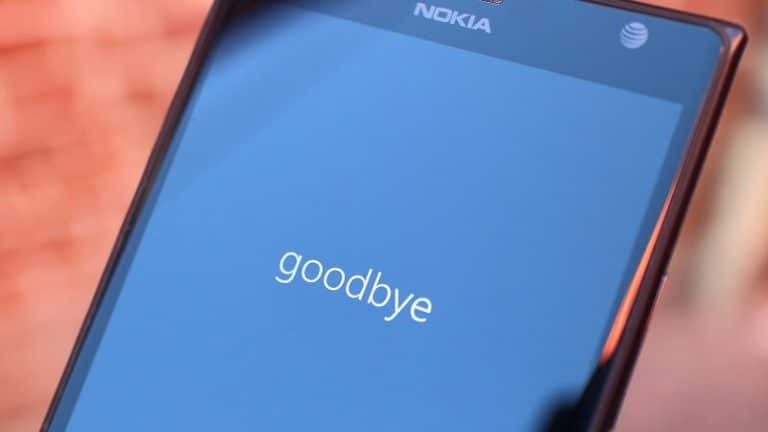 Clap de fin pour Windows Phone : Microsoft abandonne le marché des smartphones !