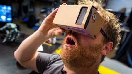 Cardboard Kit, casque de réalité virtuelle