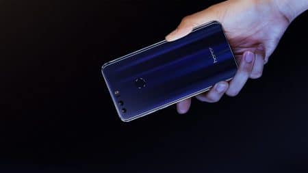 Honor 8: le flagship 2016 du chinois dévoilé, du verre et des muscles en plus Honor 8 officiel