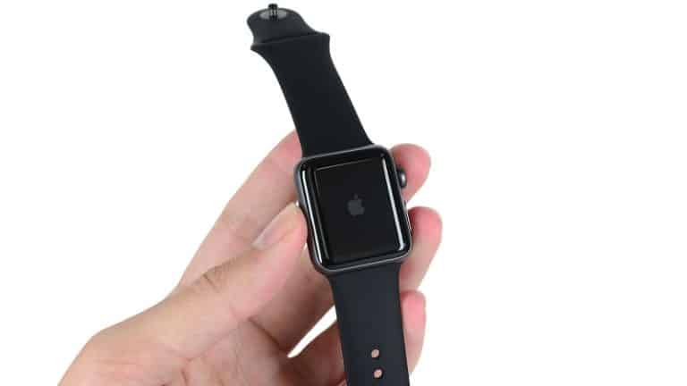 Le démontage de l’Apple Watch Series 2 révèle une plus grosse batterie, et une résistance record à l’immersion