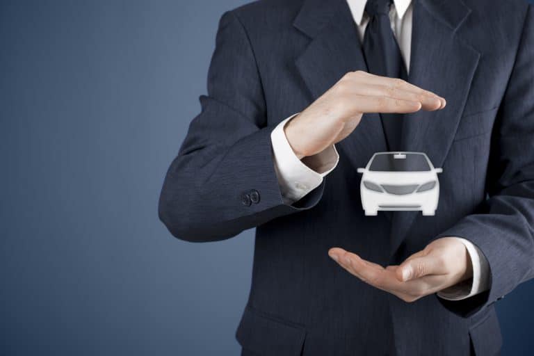 Comparer les offres d’assurance auto : rendez-vous sur internet !