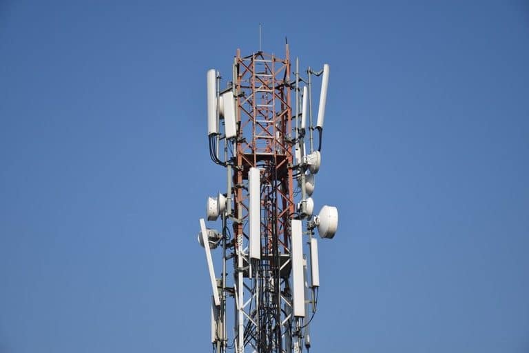 Couverture mobile : seulement 60 % du territoire français serait couvert