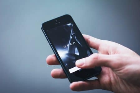 Le gouvernement attend des réponses de la part d’Uber au sujet du piratage d’octobre 2016 piratage