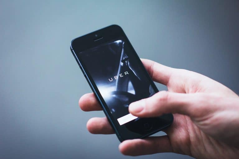 Le gouvernement attend des réponses de la part d&rsquo;Uber au sujet du piratage d&rsquo;octobre 2016