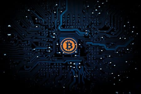 Le cours du Bitcoin vient de dépasser le seuil des 10 000 dollars bitcoin