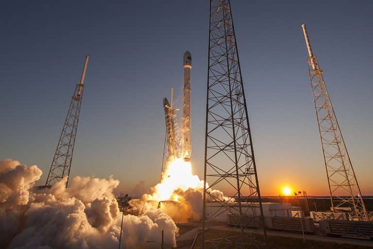 Le premier lancement de Space X en 2018 est un franc succès