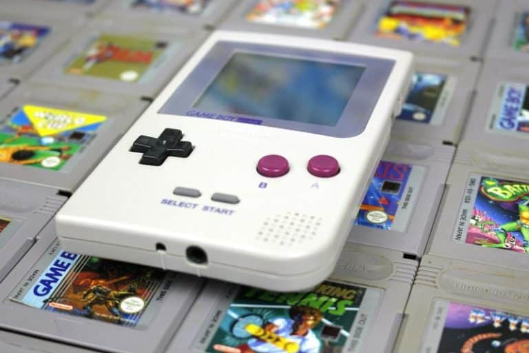 CES 2018 : le retour inattendu de la Game Boy sans Nintendo