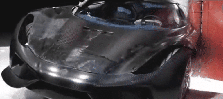 [Vidéo] Un crash-test à 2 millions d’euros pour la supercar Koenigsegg, ça fait mal !