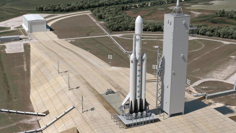 La fusée Falcon Heavy est sur le point d’être lancée par Space X