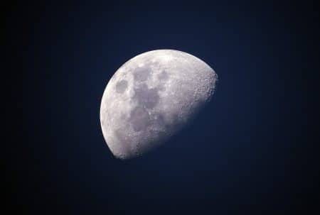Une nouvelle théorie sur les origines de la Lune avancée par des chercheurs américains lune
