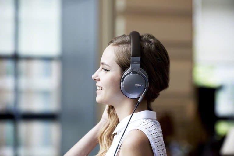 Bon plan Amazon : le casque Sony MDR-1AB Hi-Res bénéficie d’une réduction de 50 %