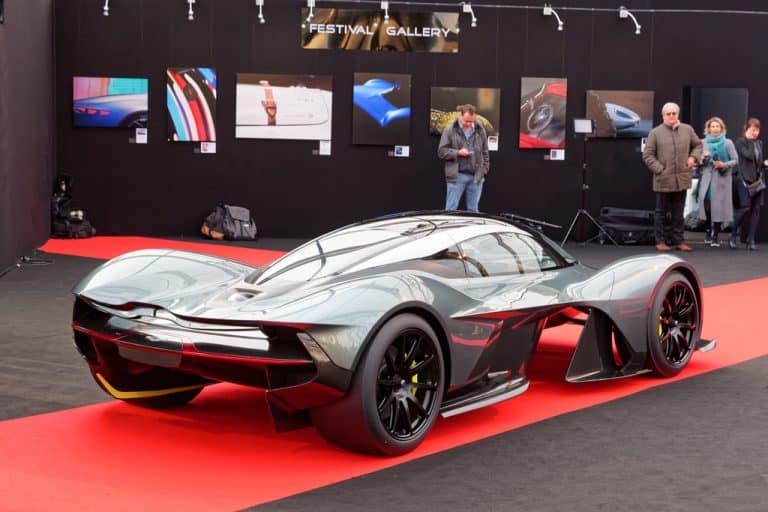 Aston Martin se met aussi au taxi volant
