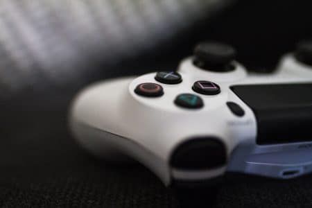 Une PS4 Pro 2To en édition limitée présentée par Sony PS4