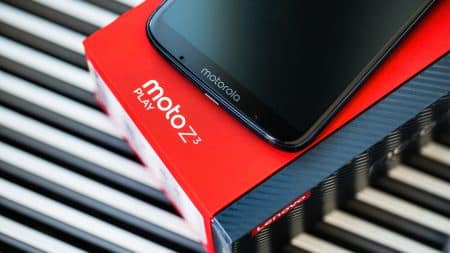 Motorola Moto Z3 officiel : prise en main du premier smartphone compatible 5G