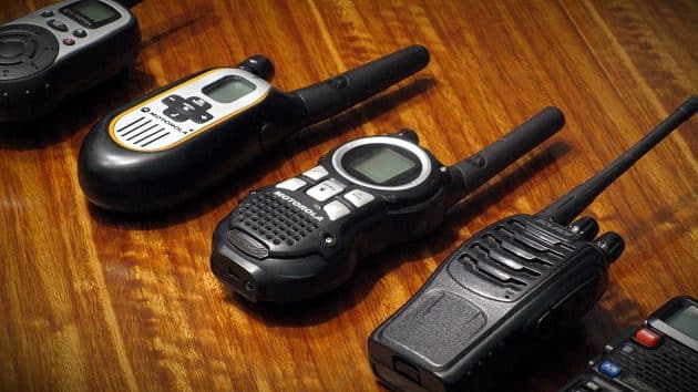 Babyphones et talkies-walkies : notre top 4 des meilleures références du marché