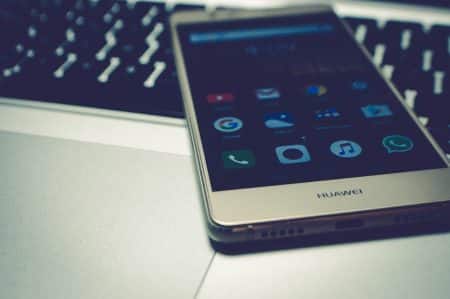 Quels sont les smartphones émettant le moins de rayonnements DAS ?