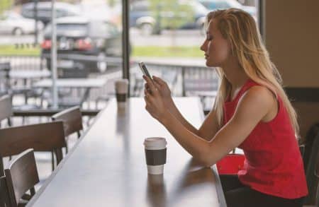 Le SMS est mort, vive le RCS ! Pixabay - Free-Photos