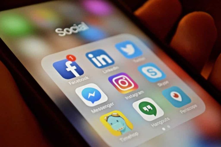 Facebook, Messenger et Instagram touchés par une panne mondiale