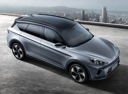 ArcFox Alpha-T : la Chine prend d’assaut le marché de l’électrique avec un SUV aux airs de Porsche