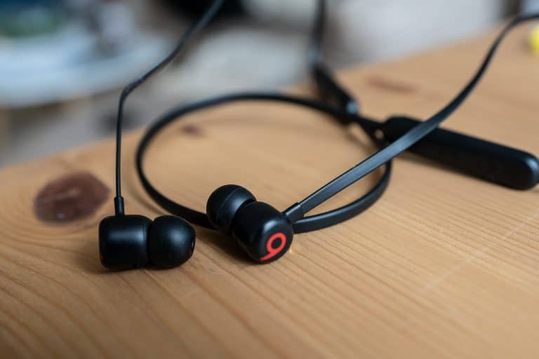 Obtenir des écouteurs sans fil Apple pour environ 50 euros, c’est possible avec Beats Flex