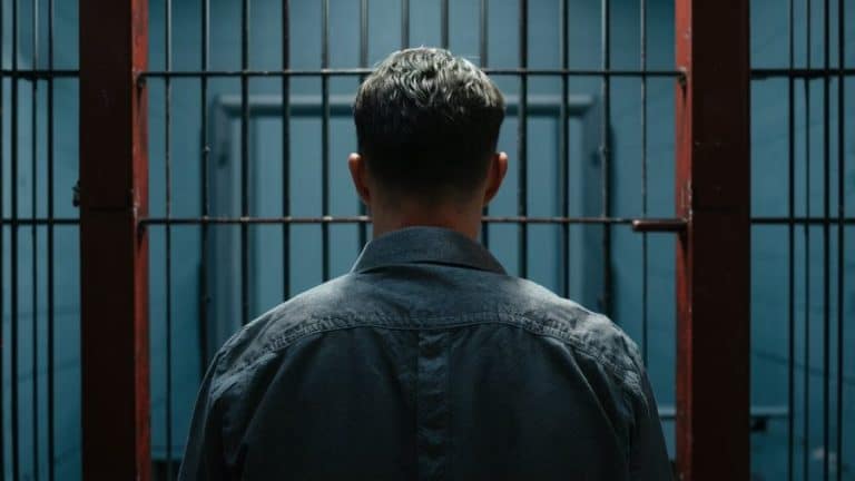Le célèbre entrepreneur Sam Bankman-Fried reçoit une peine de prison