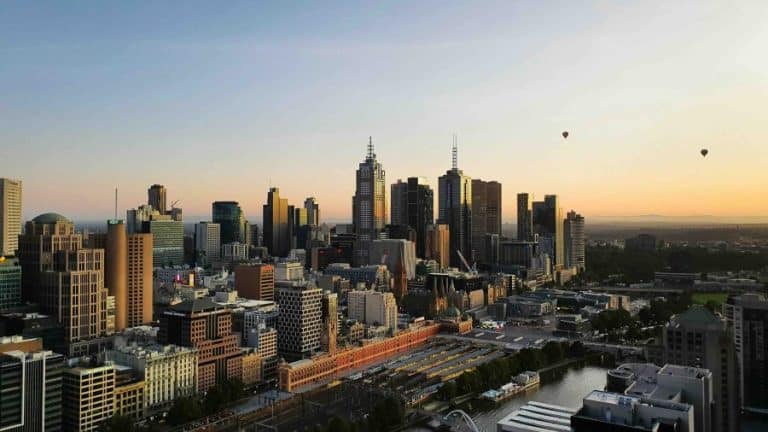 BlueBet en plein scandale : condamnation en Australie pour des publicités illégales sur les jeux d&rsquo;argent