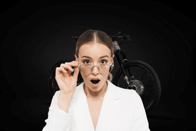 Incroyable ! Ce vélo tout-terrain électrique français est unique au monde