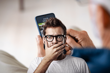 Cette application française plébiscitée par les ados, mais qui met en danger leur vie privée Cette application française plébiscitée par les ados, mais qui met en danger leur vie privée