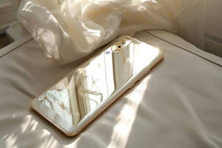 Xiaomi dévoile un smartphone en édition limitée : inspiré par Blanche-Neige, découvrez ses secrets