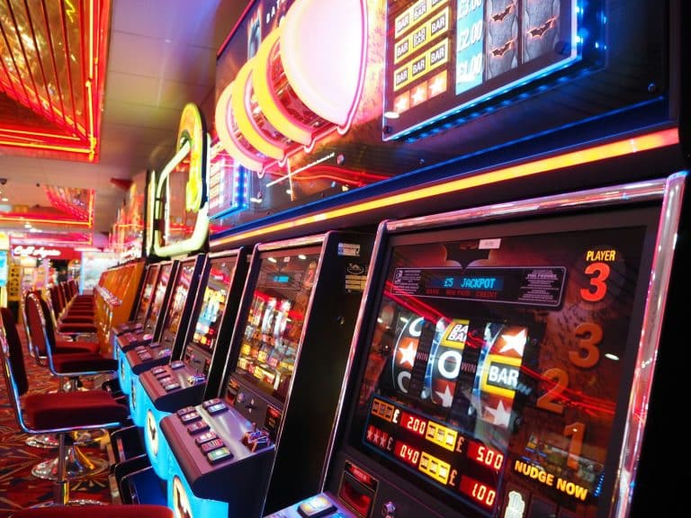 Les casinos en ligne : une nouvelle ère pour le jeu d&rsquo;argent en France ?