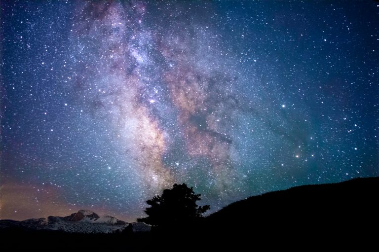 Un appareil inattendu révolutionne l’astronomie : découvrez comment l’Amérique dépasse Einstein
