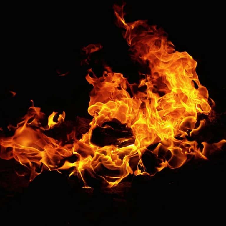 Votre téléphone est-il une bombe en puissance ? Ce risque caché qui fait froid dans le dos