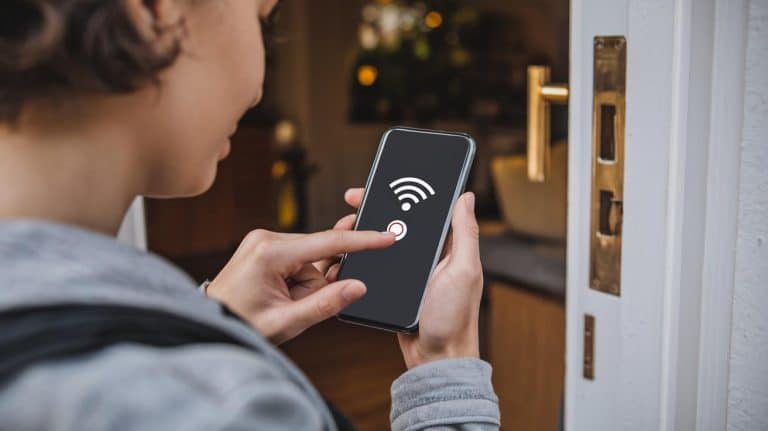 Ce geste simple booste la sécurité de votre smartphone : pourquoi désactiver le Wi-Fi peut tout changer