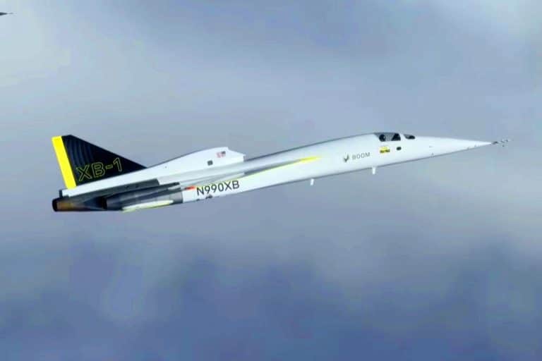 Le futur du voyage vient de franchir une étape incroyable : cet avion X-B1 de Boom Supersonic brise le mur du son et rapproche les vols supersoniques de la réalité